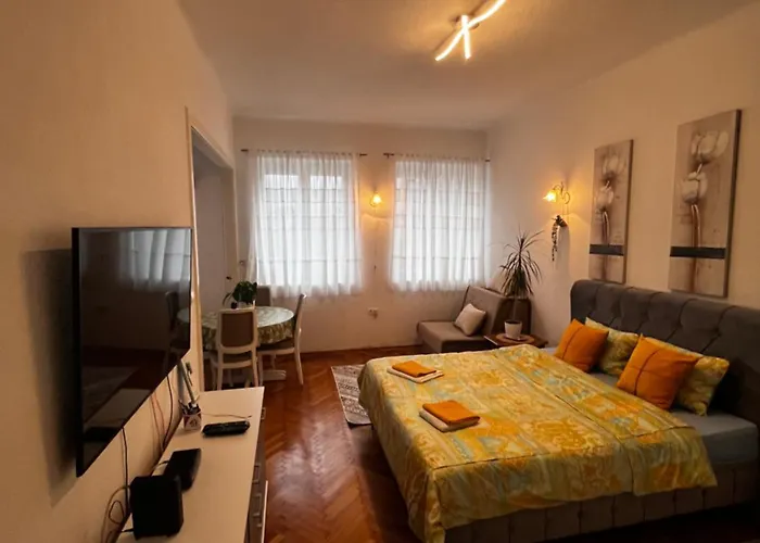 Nina Apartment